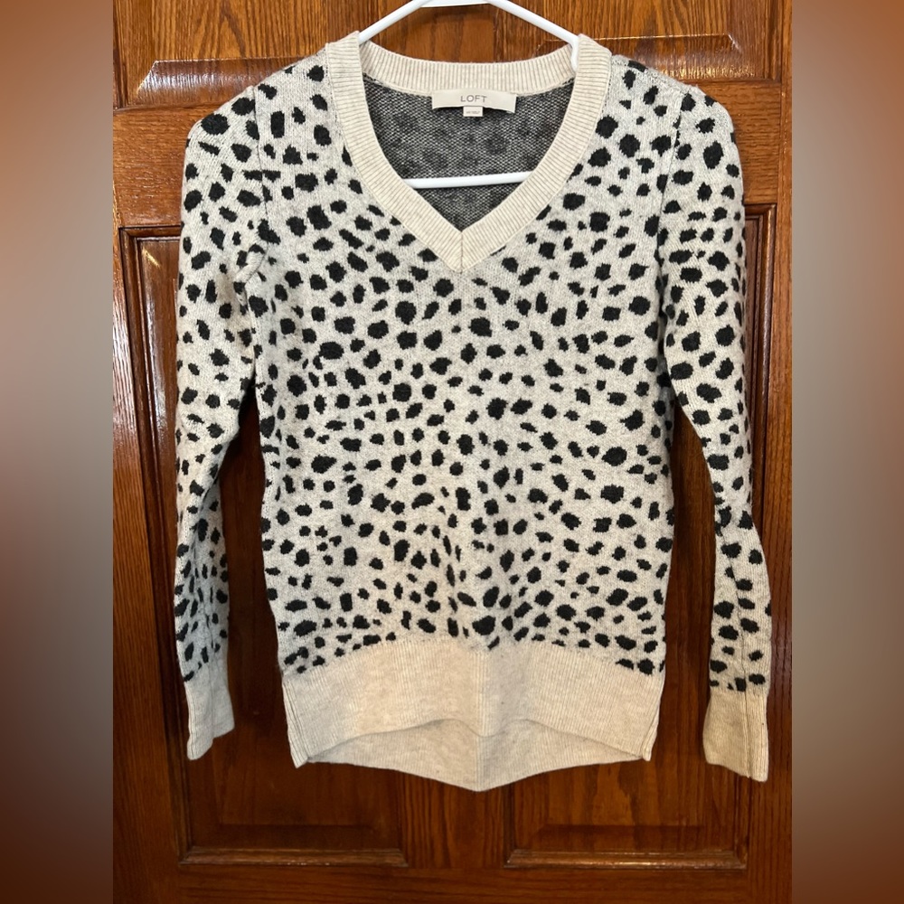 Loft V Neck Pullover Leopard Print Sweater XSmall Wool Blend
